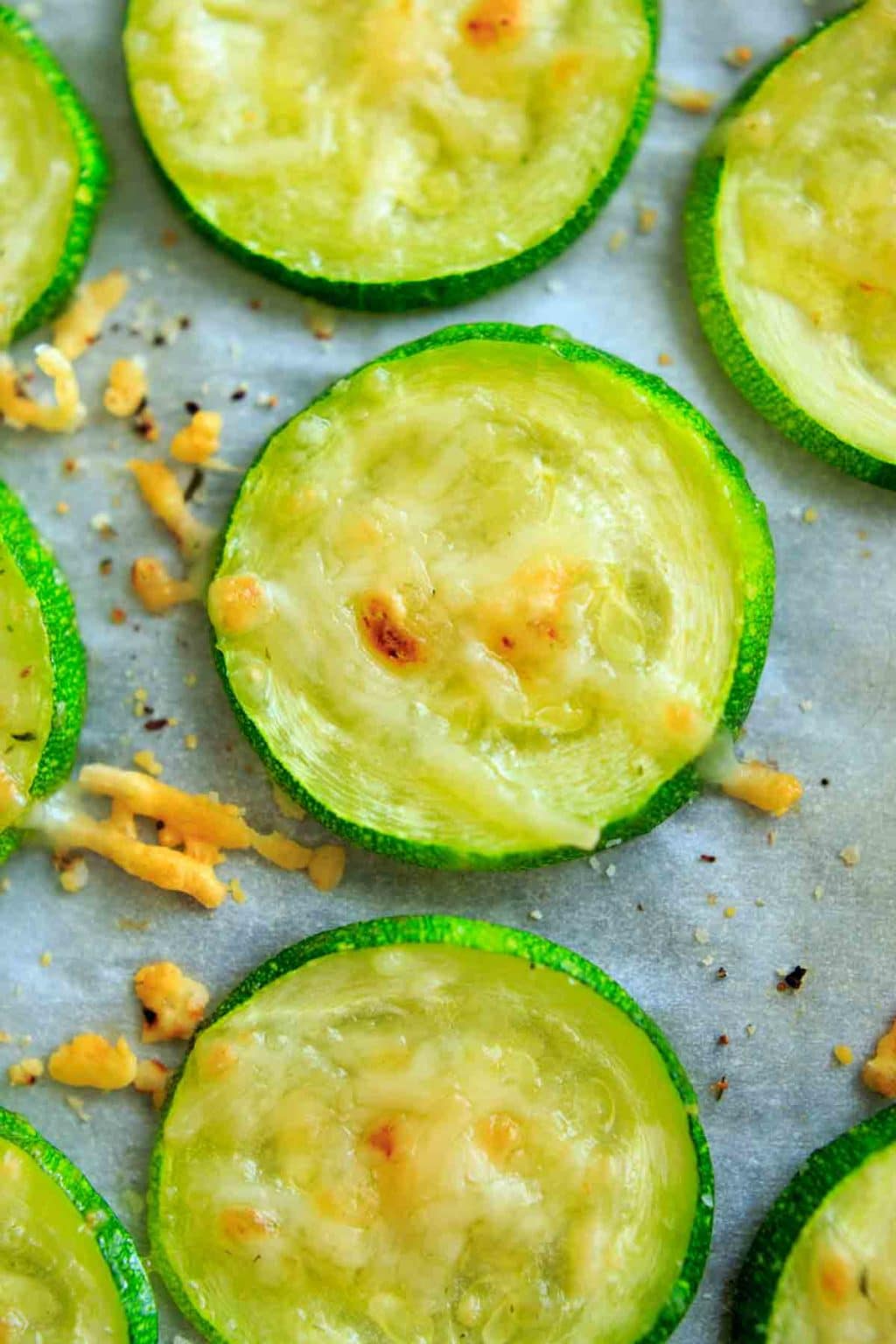 Baked Parmesan Zucchini Chips - gluten-free snack