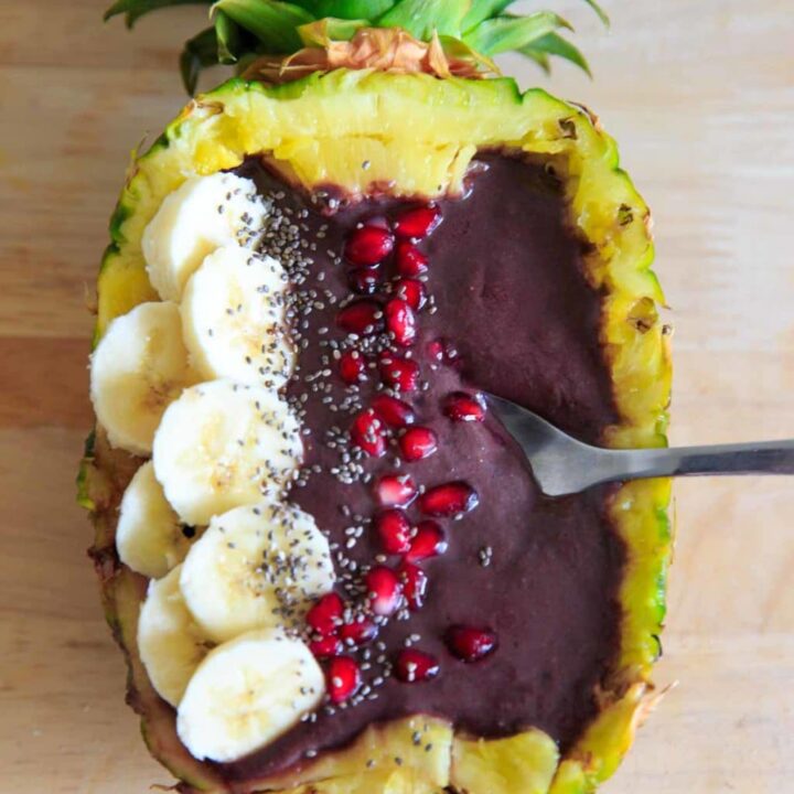 https://www.trialandeater.com/wp-content/uploads/2017/06/Pineapple-Acai-Smoothie-Bowl-Trial-and-Eater-4-720x720.jpg